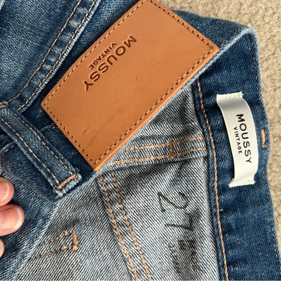 MOUSSY VINTAGE Ridgewood Ripped Crop Skinny Jeans Japanese Denim in Medium Blue - Picture 8 of 12